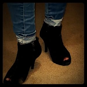 Ankle boots
